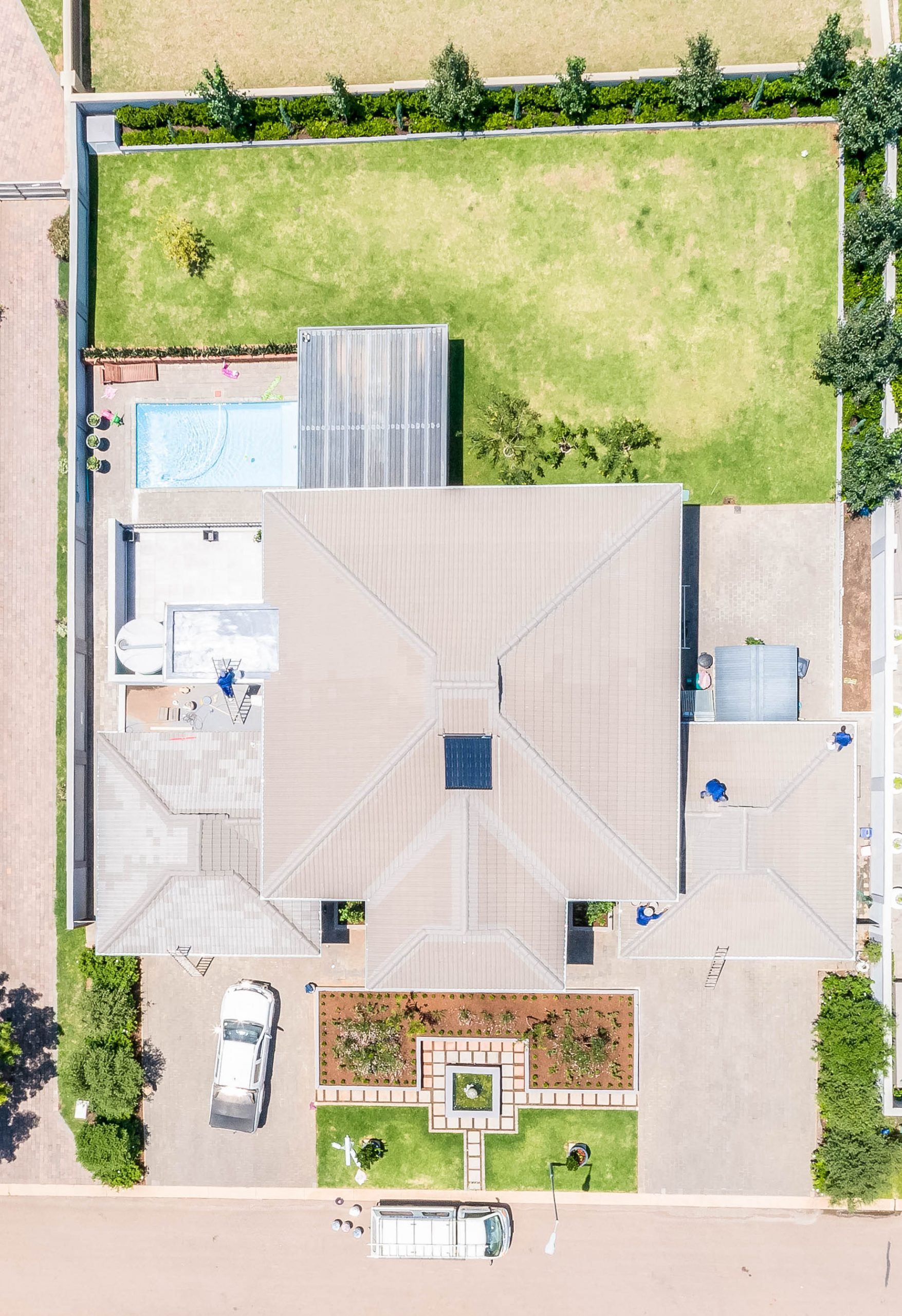 Titan Roofs roof repair team